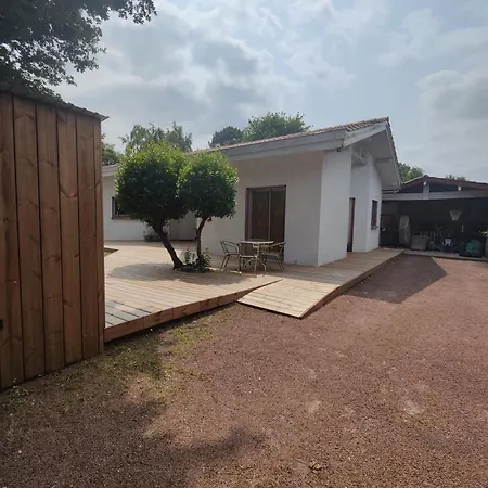 Avec Jardin A Jean D'illac